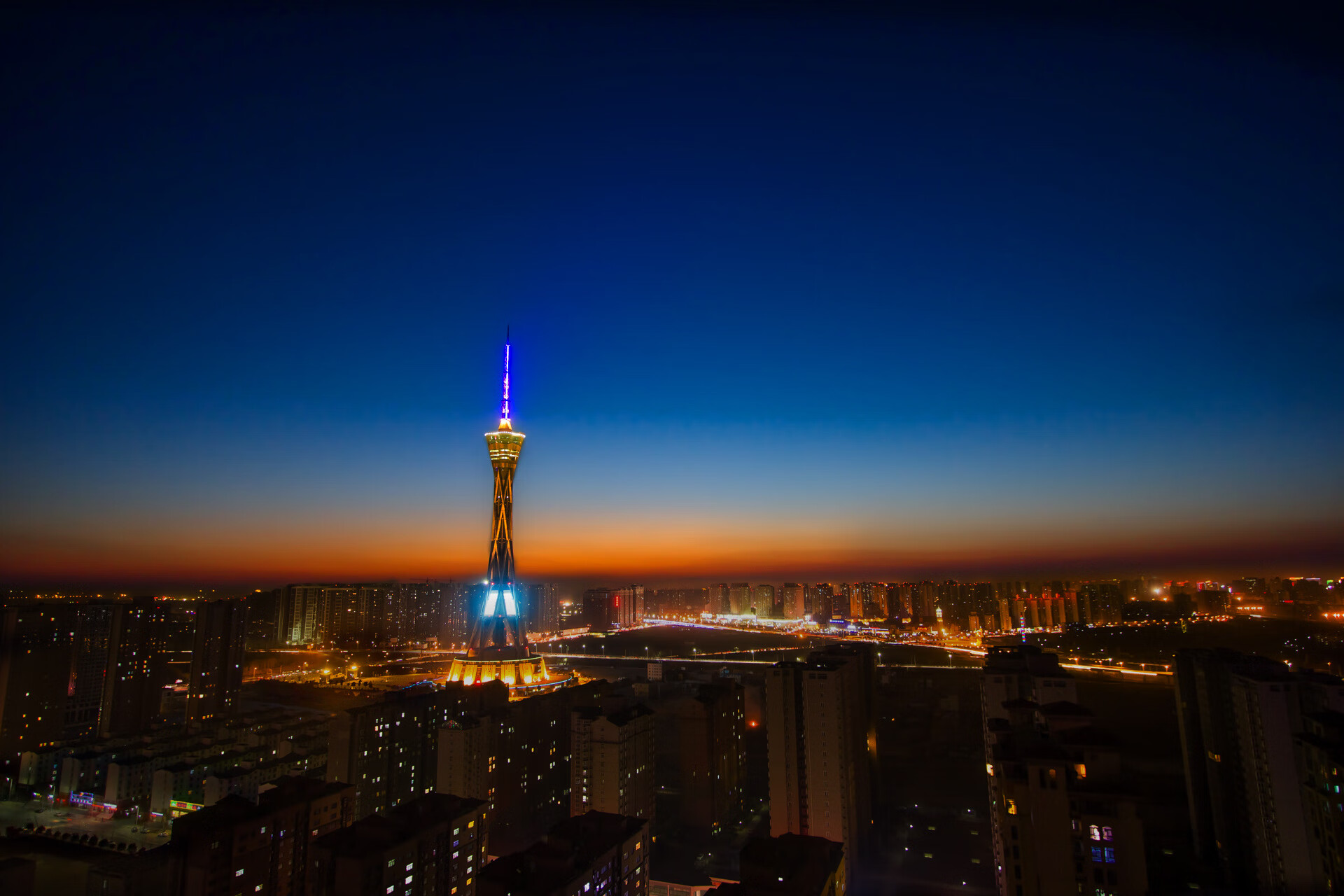 中国三人篮球男队打出高节奏流畅配合，男子三人篮球中国队队员